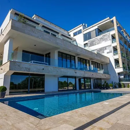Tiny Apartment With Lake View Alsooers Exterior photo