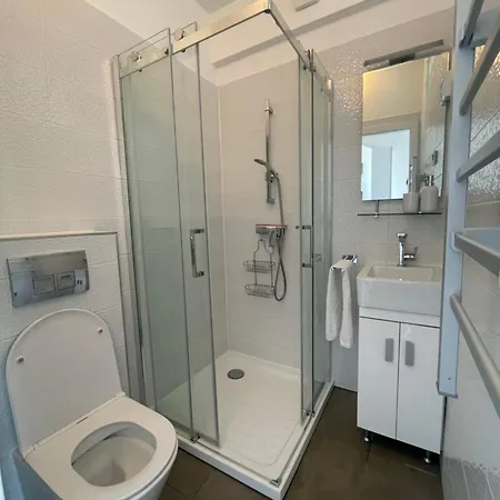 Tiny Apartment With Lake View Alsooers Exterior photo